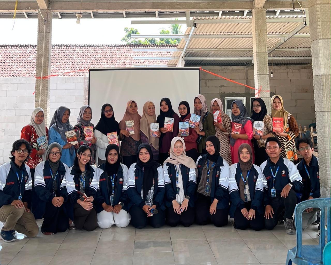 Bukan Cuma Soal Api, Mahasiswa KKN-R Undip Tim II 2025/2026 Bekali Warga Bengle Hadapi Risiko Kekeringan dan Kebakaran